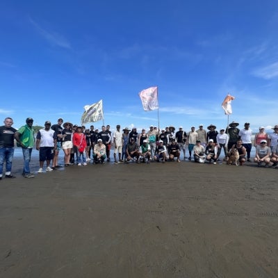 Grupo de personas que conforman Playa Limpia